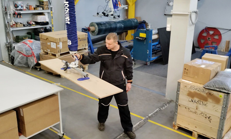 Системи вакуумного переміщення продуктів від Schmalz. ТЕСТ-ДРАЙВ!!! - Фото №1