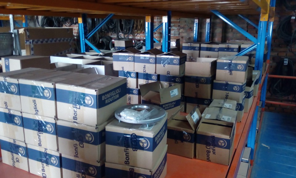 Черв'ячні редуктори Bonfiglioli зі складу в Києві за 24 години! - Фото №4