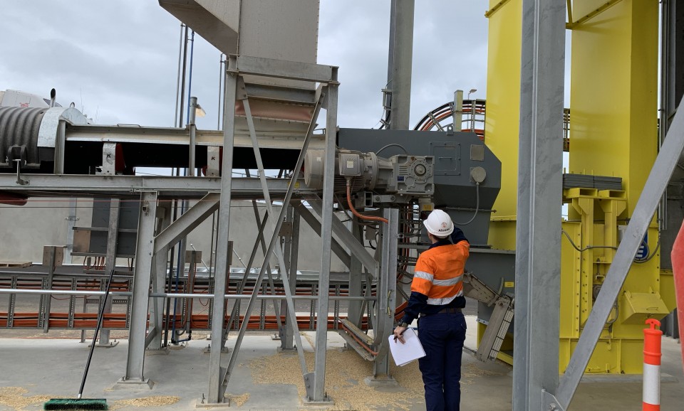 Мотор-редуктори для зернових елеваторів зі складу «на вчора» - Фото №2