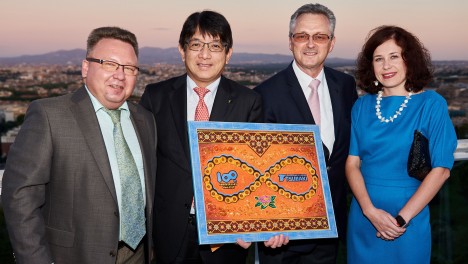 100 років вдосконалення та інновацій TSUBAKI 