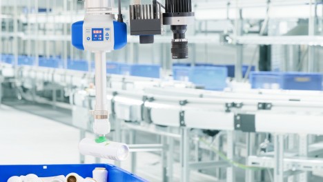 Тепер розвантаження ящиків стало простим