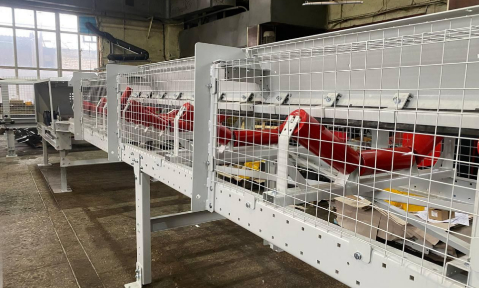New belt conveyor for hot clinker - Photo №1